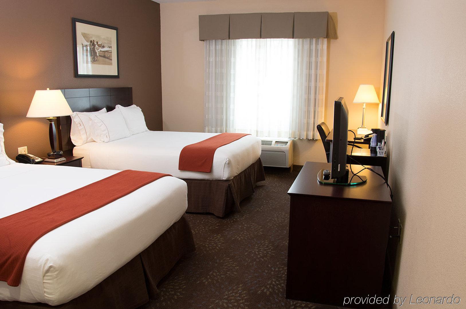Holiday Inn Express & Suites East Wichita I-35 Andover By Ihg Dış mekan fotoğraf