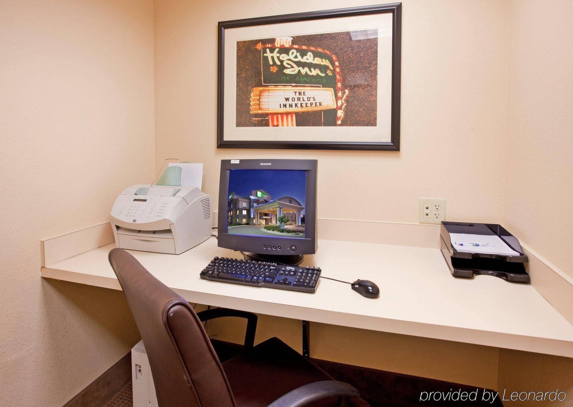 Holiday Inn Express & Suites East Wichita I-35 Andover By Ihg Dış mekan fotoğraf