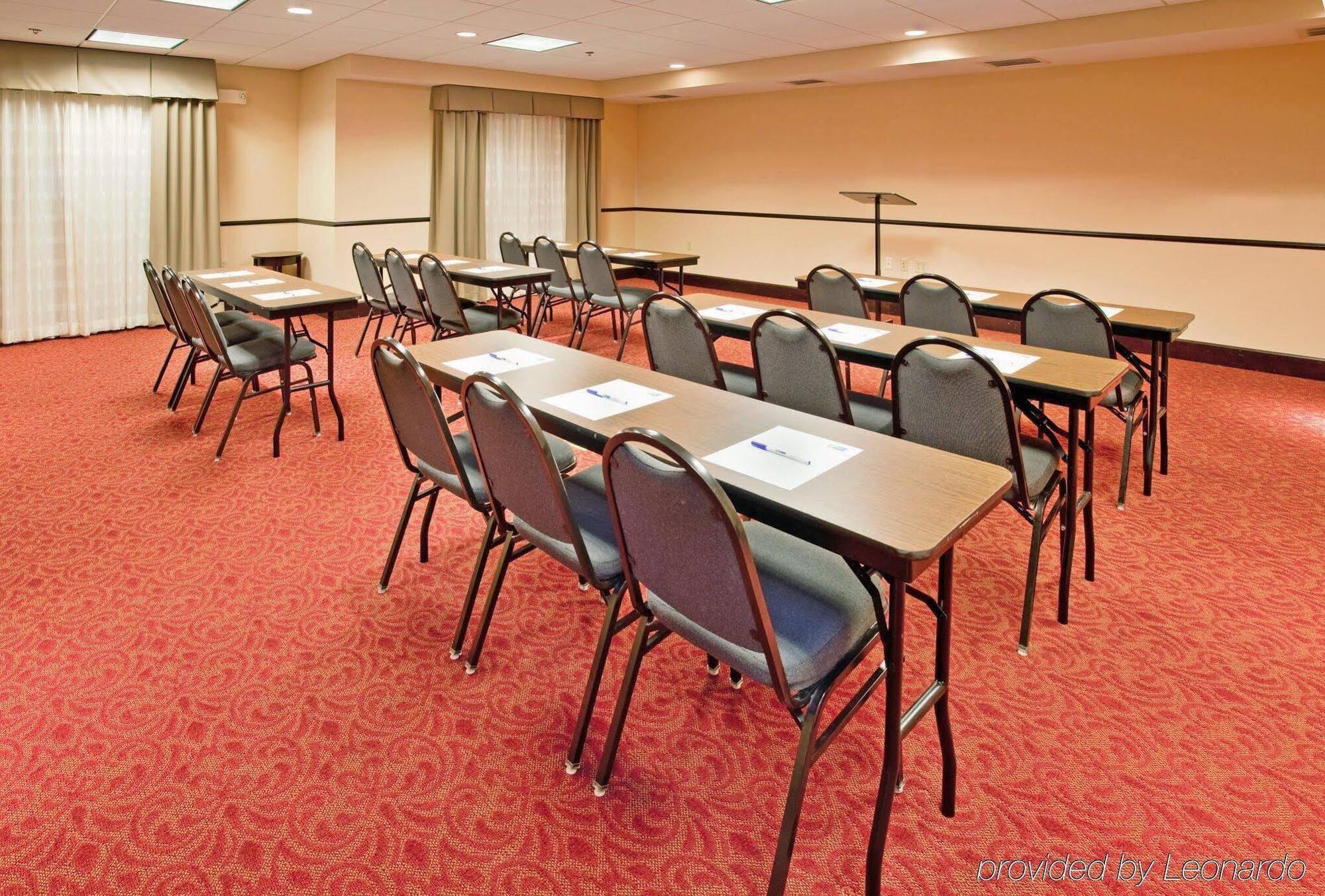 Holiday Inn Express & Suites East Wichita I-35 Andover By Ihg Dış mekan fotoğraf