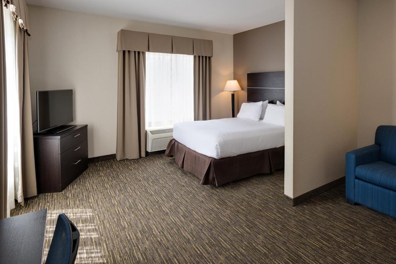 Holiday Inn Express & Suites East Wichita I-35 Andover By Ihg Dış mekan fotoğraf